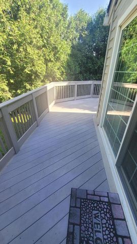 7711 W Terrace DRIVE, Franklin, WI 53132