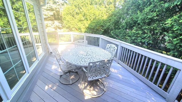 7711 W Terrace DRIVE, Franklin, WI 53132