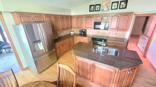7711 W Terrace DRIVE, Franklin, WI 53132