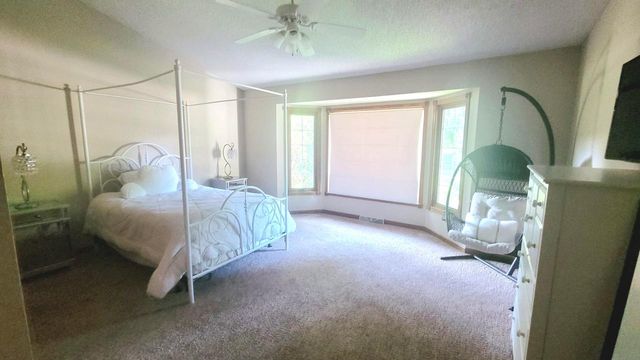 7711 W Terrace DRIVE, Franklin, WI 53132