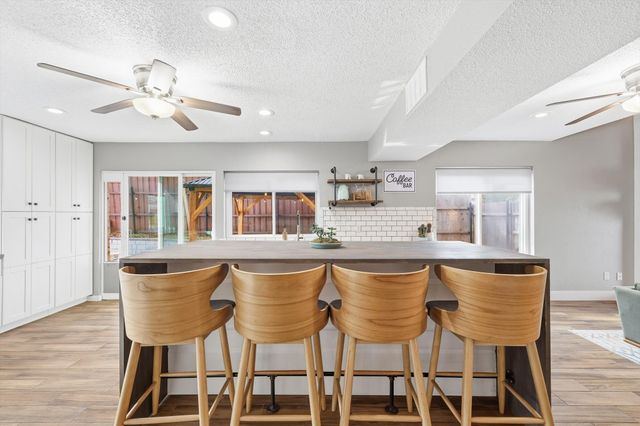 3036 Old Orchard Lane, Bedford, TX 76021