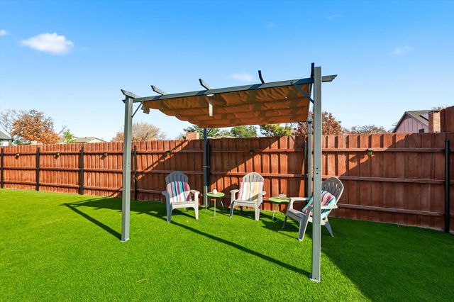 3036 Old Orchard Lane, Bedford, TX 76021