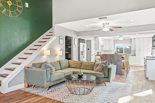 3036 Old Orchard Lane, Bedford, TX 76021