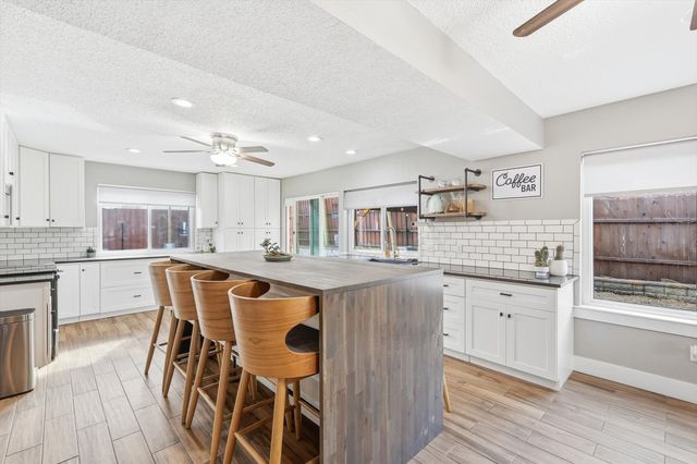 3036 Old Orchard Lane, Bedford, TX 76021