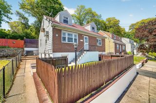 15 Halley Street, Yonkers, NY 10704