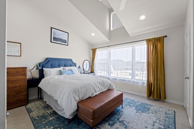 305 E 31st ST 2, Austin, TX 78705