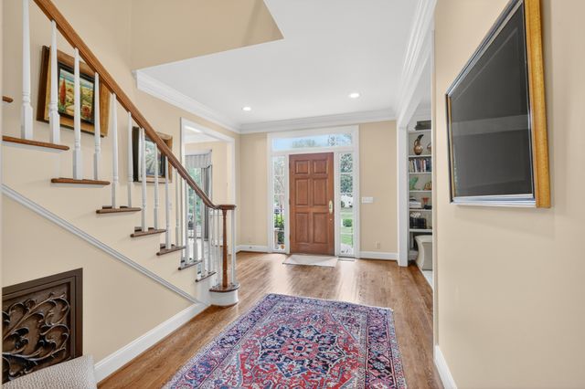 122 Dunham Springs Ln, Nashville, TN 37205