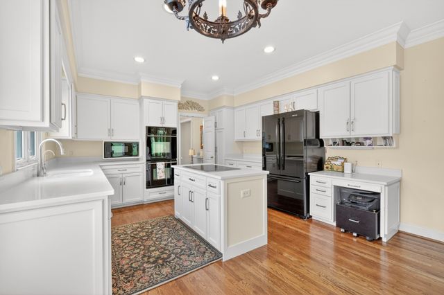 122 Dunham Springs Ln, Nashville, TN 37205