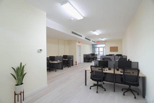 131-04 40th Road 1FL, Flushing, NY 11354