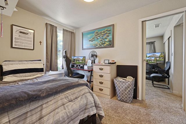 411 Crane Ave, Turlock, CA 95380