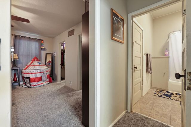 411 Crane Ave, Turlock, CA 95380