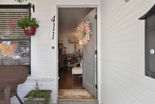 411 Crane Ave, Turlock, CA 95380