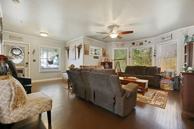 411 Crane Ave, Turlock, CA 95380