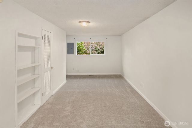 3712 S 175th Street, Seatac, WA 98188