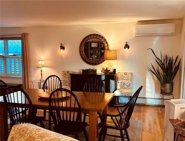 9 Mystic Avenue, East Providence, RI 02915