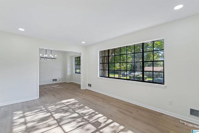 828 JEFFERY LANE, Birmingham, AL 35235