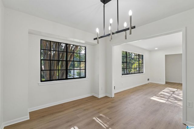 828 JEFFERY LANE, Birmingham, AL 35235