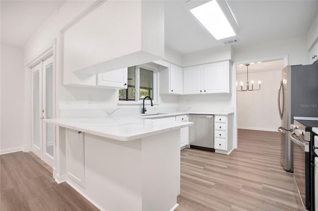 1307 VALLEY HILL DRIVE, Lakeland, FL 33813