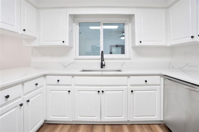 1307 VALLEY HILL DRIVE, Lakeland, FL 33813