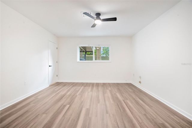 1307 VALLEY HILL DRIVE, Lakeland, FL 33813