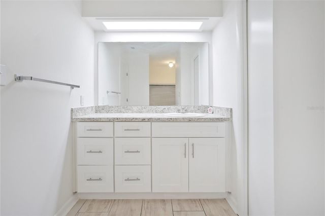 1307 VALLEY HILL DRIVE, Lakeland, FL 33813