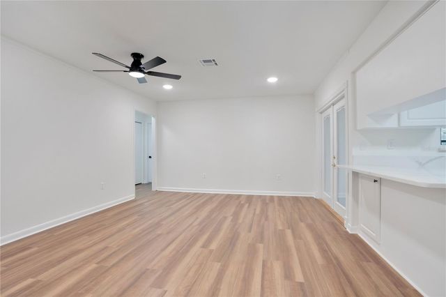 1307 VALLEY HILL DRIVE, Lakeland, FL 33813