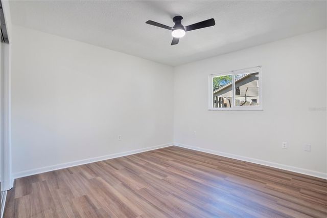 1307 VALLEY HILL DRIVE, Lakeland, FL 33813