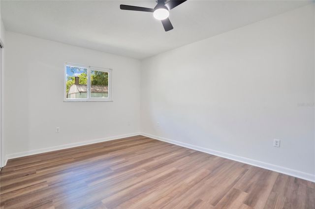 1307 VALLEY HILL DRIVE, Lakeland, FL 33813