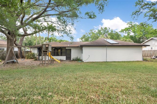 1307 VALLEY HILL DRIVE, Lakeland, FL 33813