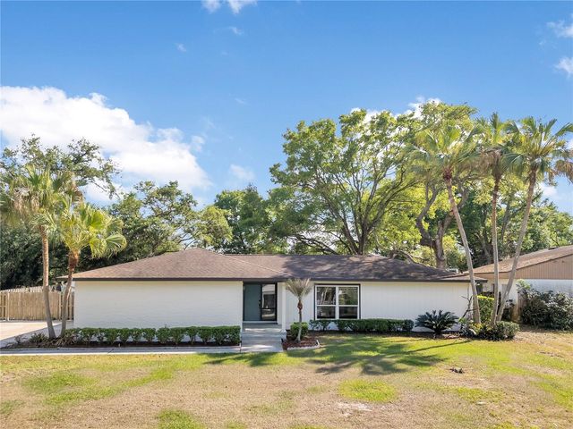 1307 VALLEY HILL DRIVE, Lakeland, FL 33813