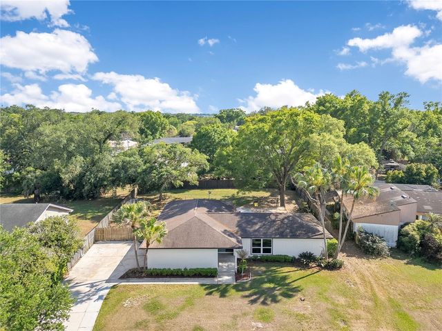 1307 VALLEY HILL DRIVE, Lakeland, FL 33813