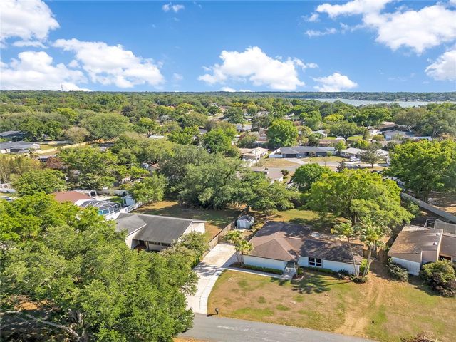 1307 VALLEY HILL DRIVE, Lakeland, FL 33813