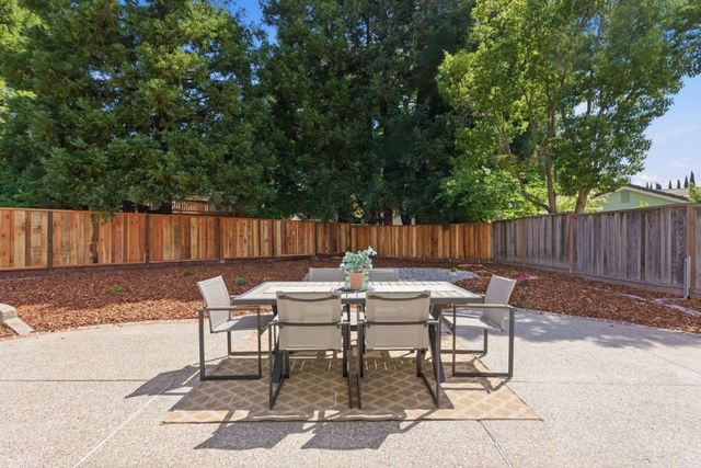 9290 Briarberry Lane, Gilroy, CA 95020