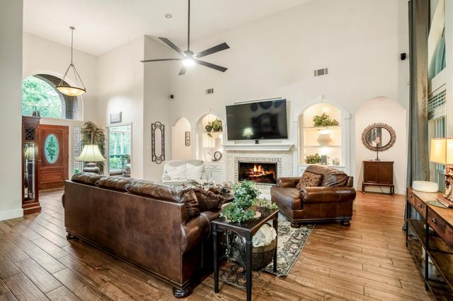 14103 Amber Lane, Montgomery, TX 77316