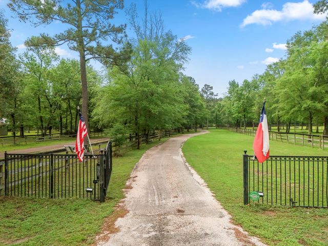 14103 Amber Lane, Montgomery, TX 77316