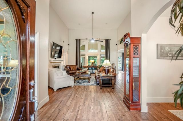 14103 Amber Lane, Montgomery, TX 77316