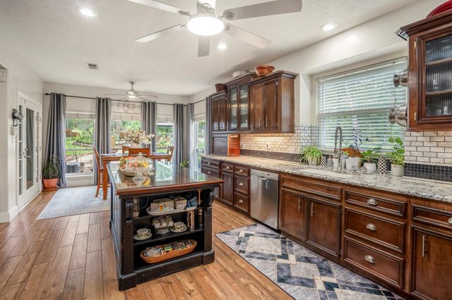 14103 Amber Lane, Montgomery, TX 77316