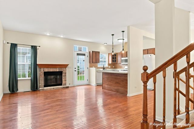 2714 Kendall Crossing, Johnsburg, IL 60051