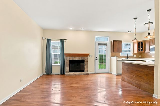 2714 Kendall Crossing, Johnsburg, IL 60051