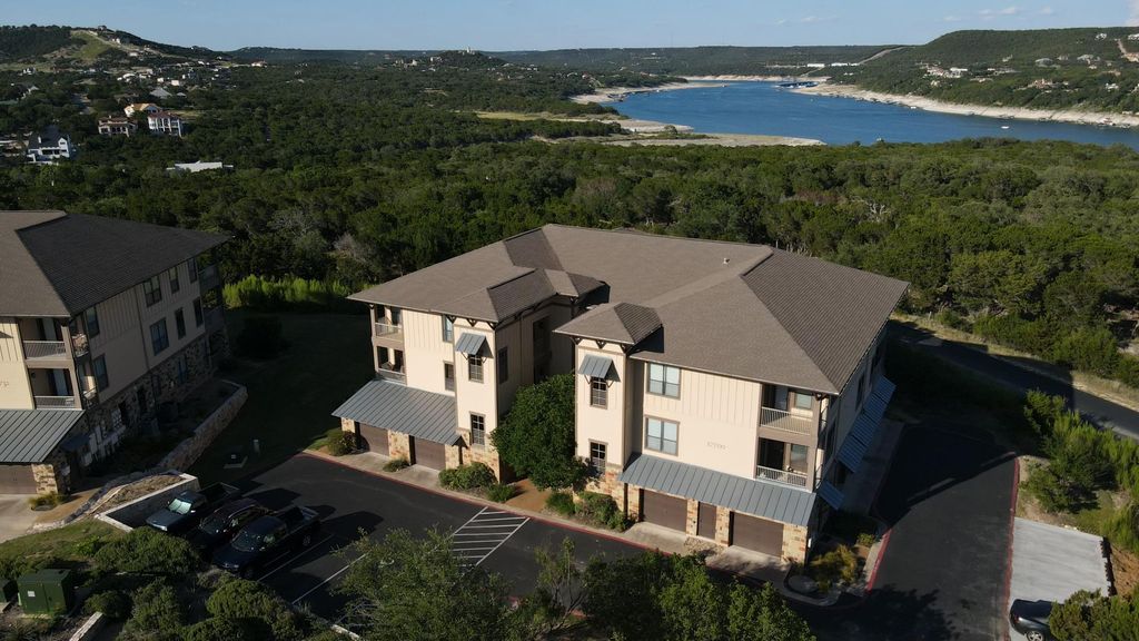 17700 Edgewood WAY 202, Jonestown, TX 78645
