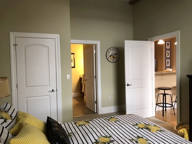55 Green Street D-105, Clinton, MA 01510