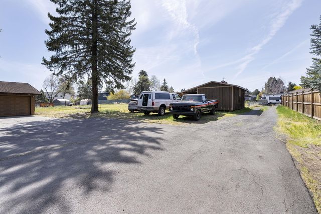 2640 NE 8th Street, Bend, OR 97701
