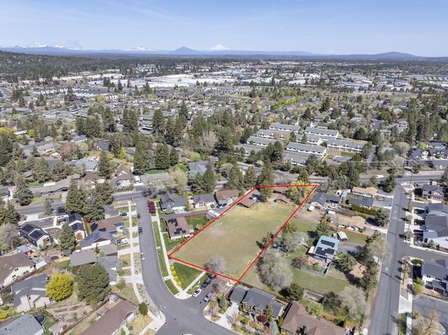 2640 NE 8th Street, Bend, OR 97701