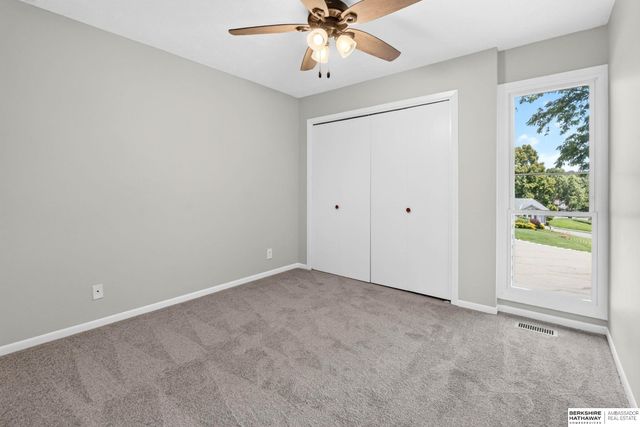 15515 Jackson Circle, Omaha, NE 68154