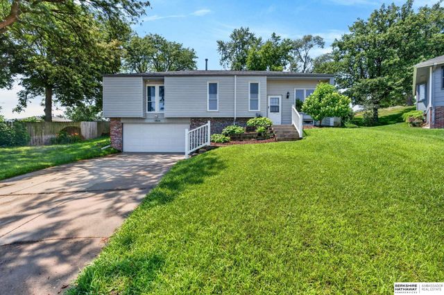 15515 Jackson Circle, Omaha, NE 68154
