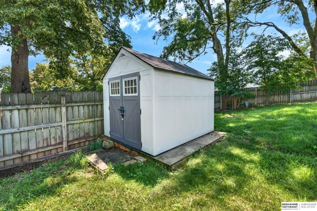 15515 Jackson Circle, Omaha, NE 68154
