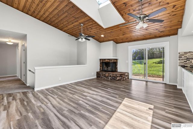 15515 Jackson Circle, Omaha, NE 68154
