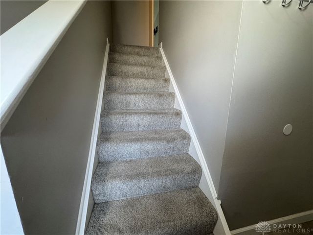 9694 Centerville Creek Lane, Dayton, OH 45458