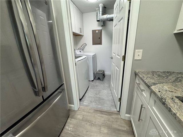 9694 Centerville Creek Lane, Dayton, OH 45458