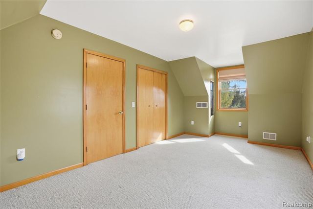 3136 Cherry Tree Lane, Ann Arbor, MI 48108